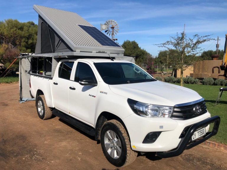 Toyota Hilux voor reis door Namibië