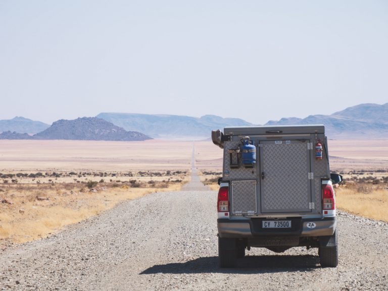 4x4 op weg in Namibië